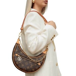 BRAND NEW!!! LOUIS VUITTON LV M81098 Monogram Loop MSRP $2,895